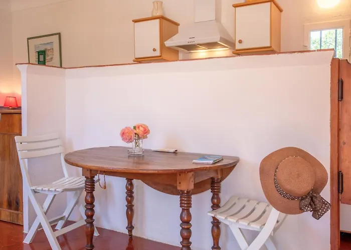 Le Val De Pons Apartmán *
