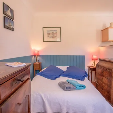 Le Val De Pons Apartament *